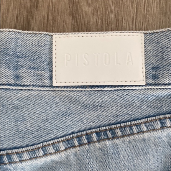 Pistola - Picture 3 of 5